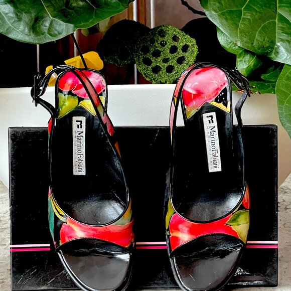 Bold Style, Unique, Only $29! -Marino Fabiani Floral Leather Heels, Size 7 - Picture 5 of 6